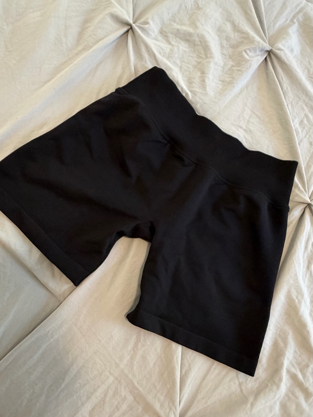 Alphalete black short